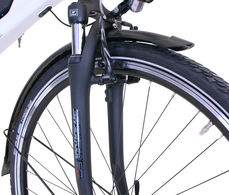 Detailaufnahme vom Vorderrad des grauen 28-Zoll HAWK Bikes E-Bike Damen »e-Trekking Lady BAFANG«.