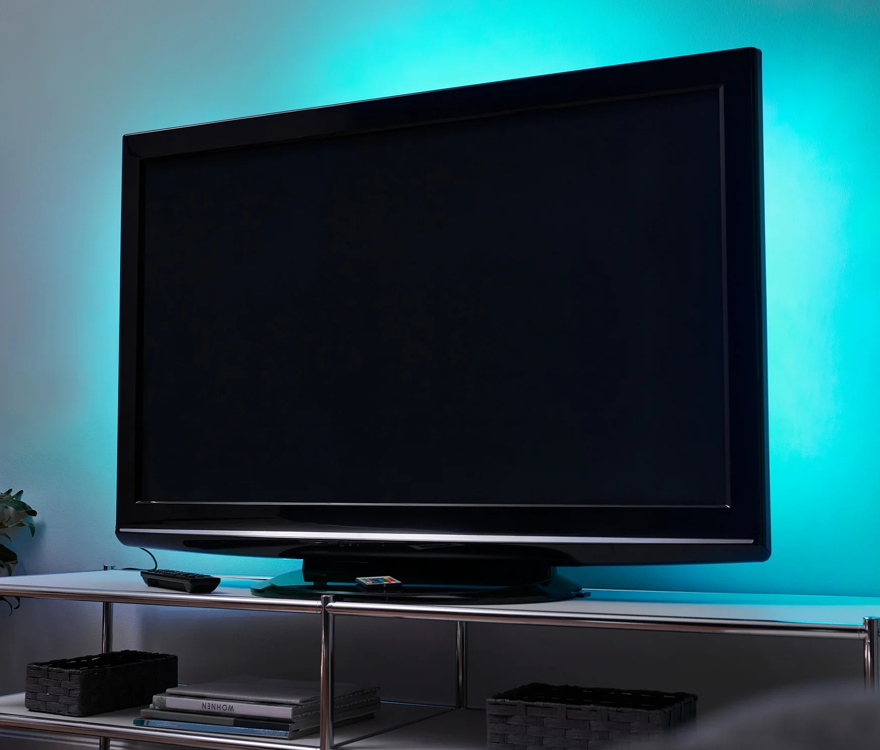 Tchibo - LED-TV-Hintergrundbeleuchtung - schwarz. Tchibo - LED-TV-Hintergrundbeleuchtung - schwarz <![CDATA[LED-TV-Hintergrundbeleuchtung Farbe: Schwarz Material: Kunststoff Maße: Länge je ca. 50 cm Breite je ca. 1 cm Länge Verbindungskabel je ca. 30 cm I LED Hintergrundbeleuchtung günstig Kaufen-Tchibo - LED-TV-Hintergrundbeleuchtung - schwarz. Tchibo - LED-TV-Hintergrundbeleuchtung - schwarz <![CDATA[LED-TV-Hintergrundbeleuchtung Farbe: Schwarz Material: Kunststoff Maße: Länge je ca. 50 cm Breite je ca. 1 cm Länge Verbindungskabel je ca. 30 cm I