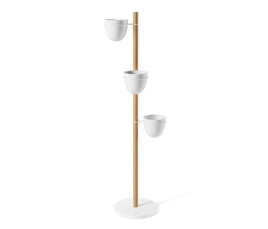 Blumenständer mit drei weißen Blumentöpfen, davon ein Umbra-Blumenständer »Floristand«.