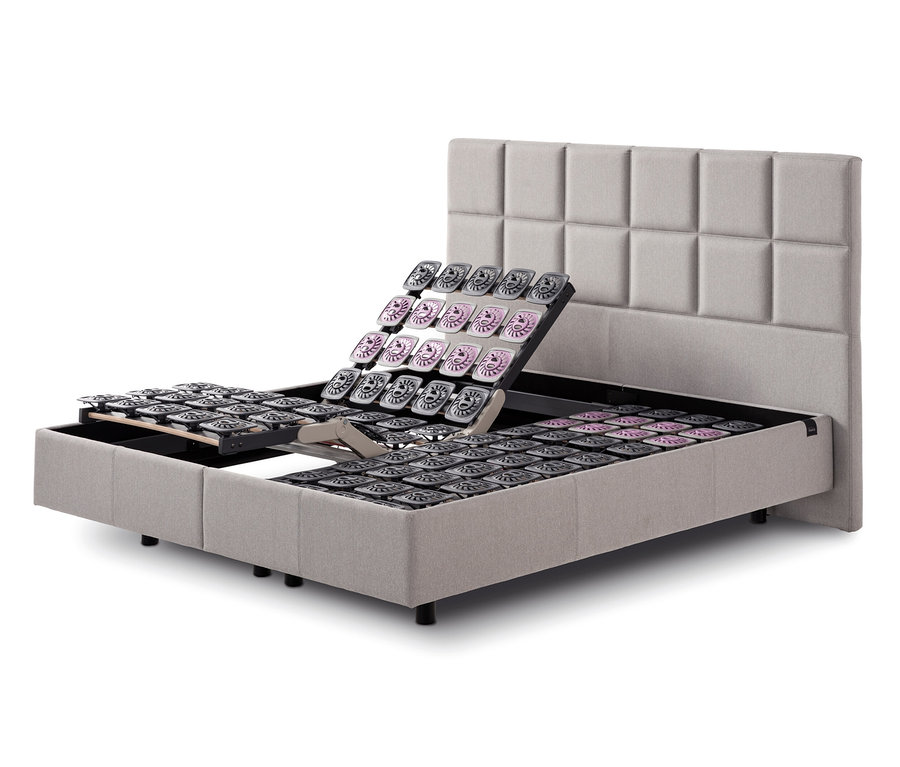 Ein TEMPUR® Systemrahmen elektrisch verstellbarer Lattenrost »Premium Flex 2000« ist teilweise aufgerichtet.