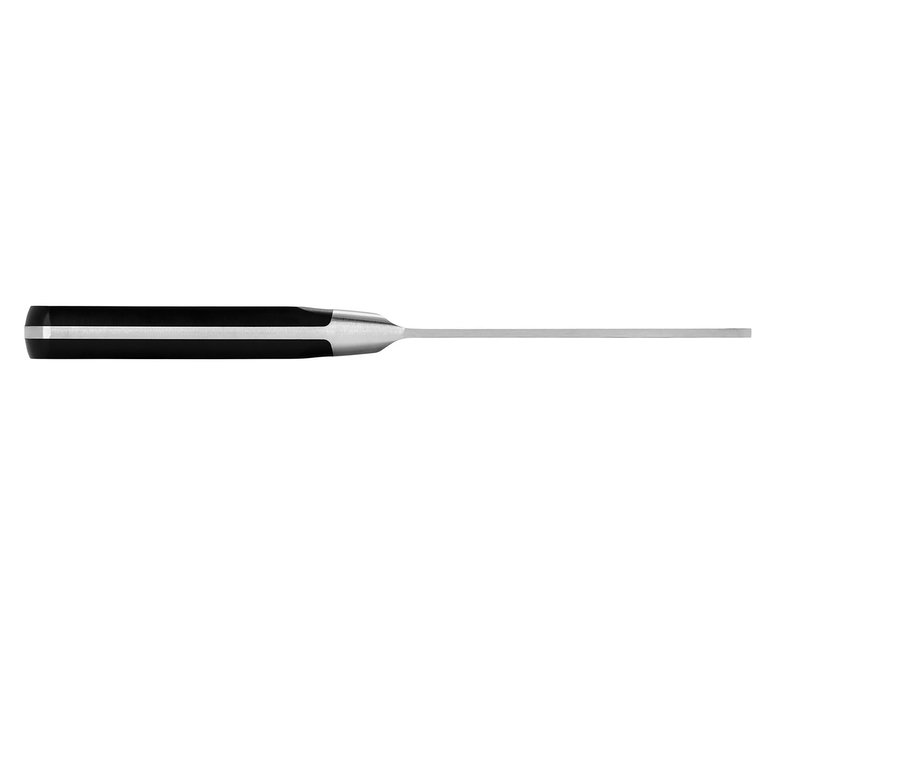 Detailaufnahme eines ZWILLING® Pro Hackmessers mit schwarzem Griff und silberner Klinge.