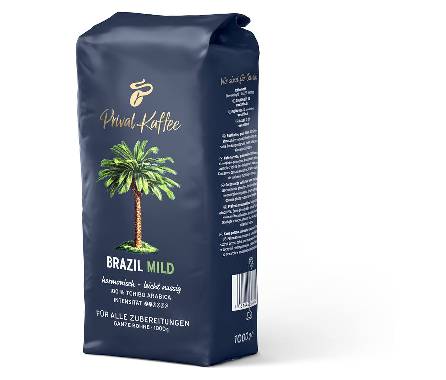 Eine Packung Tchibo Privat Kaffee Brazil Mild, 1000g, mit einem Bild einer Palme.
