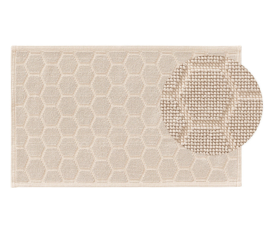 Beige Badematte mit sechseckigem Muster und Detailaufnahme der Textur.