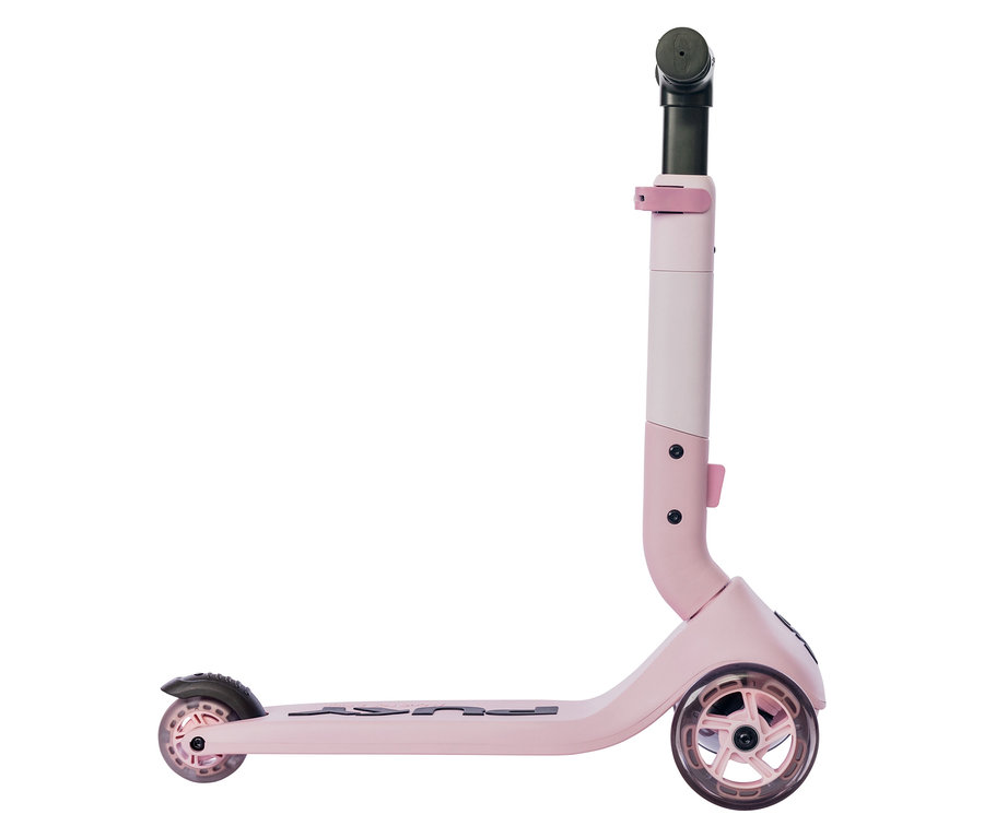 Der PUKY Roller PUSH ist rosa und weiß. Er hat drei Räder und einen schwarzen Griff.