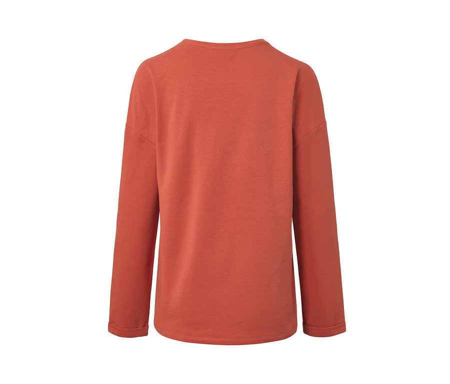 Rückansicht eines orangefarbenen Sweatshirts mit 3/4-Arm.