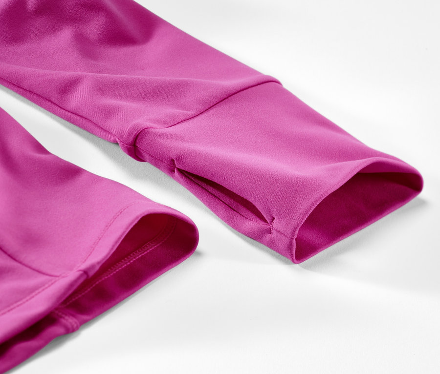 Detailansicht einer pinken Sportjacke.