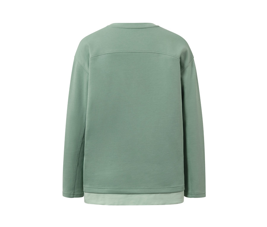 Rückansicht des Oversized Fitness-Longsleeves.