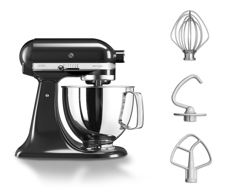 Schwarze KitchenAid Küchenmaschine Artisan 5KSM125 inklusive Zubehör.