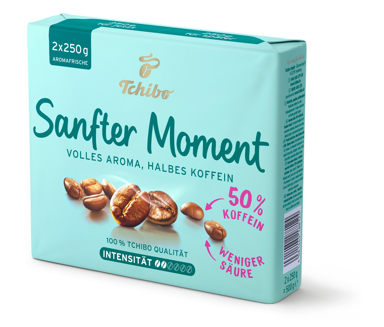 Eine Packung Tchibo Sanfter Moment gemahlener Kaffee mit der Aufschrift "VOLLES AROMA, HALBES KOFFEIN" und einer Abbildung von Kaffeebohnen.