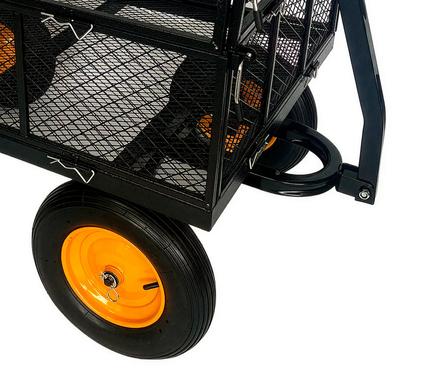 Nahaufnahme eines schwarzen Metallwagens mit gelben Rädern.