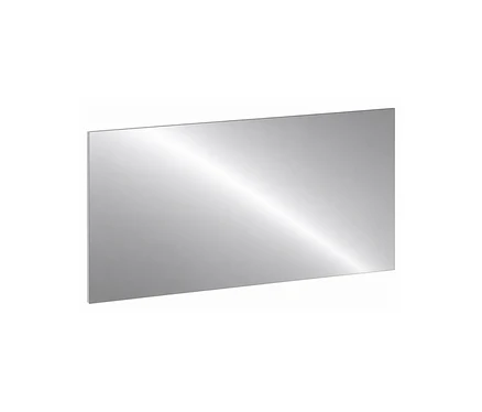 Ein rechteckiger Spiegel mit reflektierender Oberfläche und einem diagonalen Lichtreflex, auf weißem Hintergrund.