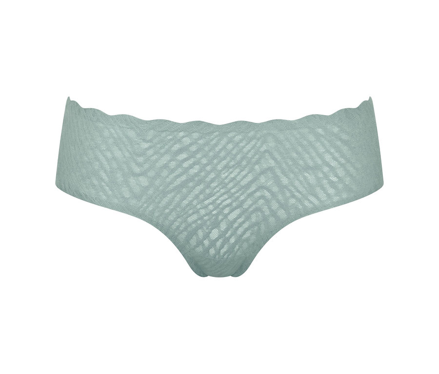 Eine sloggi ZERO Feel Bliss Hipster in Misty Turquoise Farbe auf weißem Hintergrund.