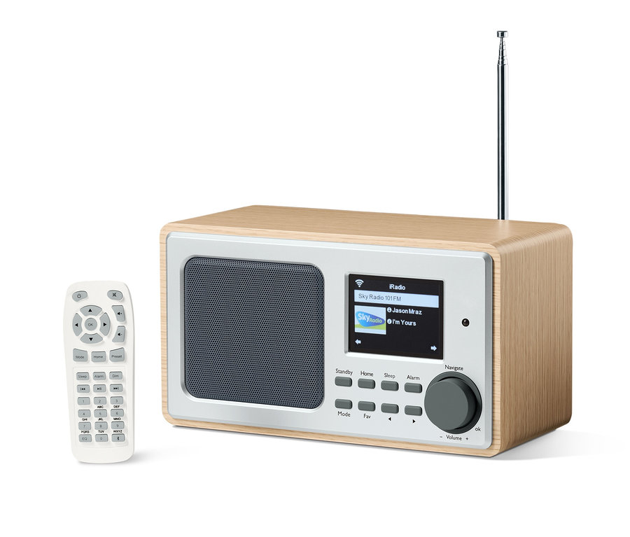 Ein WLAN-Internetradio mit Farbdisplay und Fernbedienung.