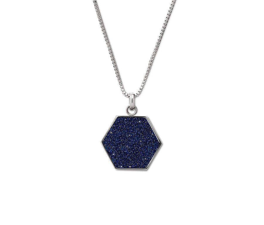 Silberne Kette Sternenhimmel mit sechseckigem, blauem Anhänger.