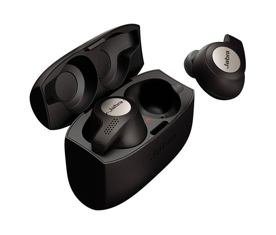 Schwarze Jabra Elite Active 65t True Wireless Kopfhörer und Ladeetui.