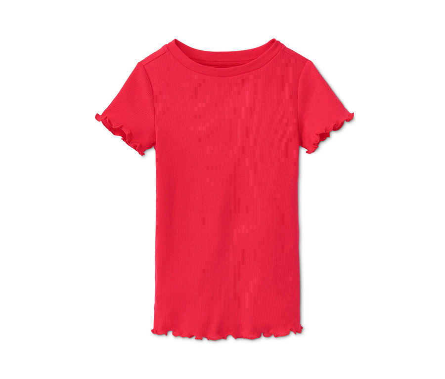 Ein roter Mädchen-Pyjama mit kurzen Ärmeln.