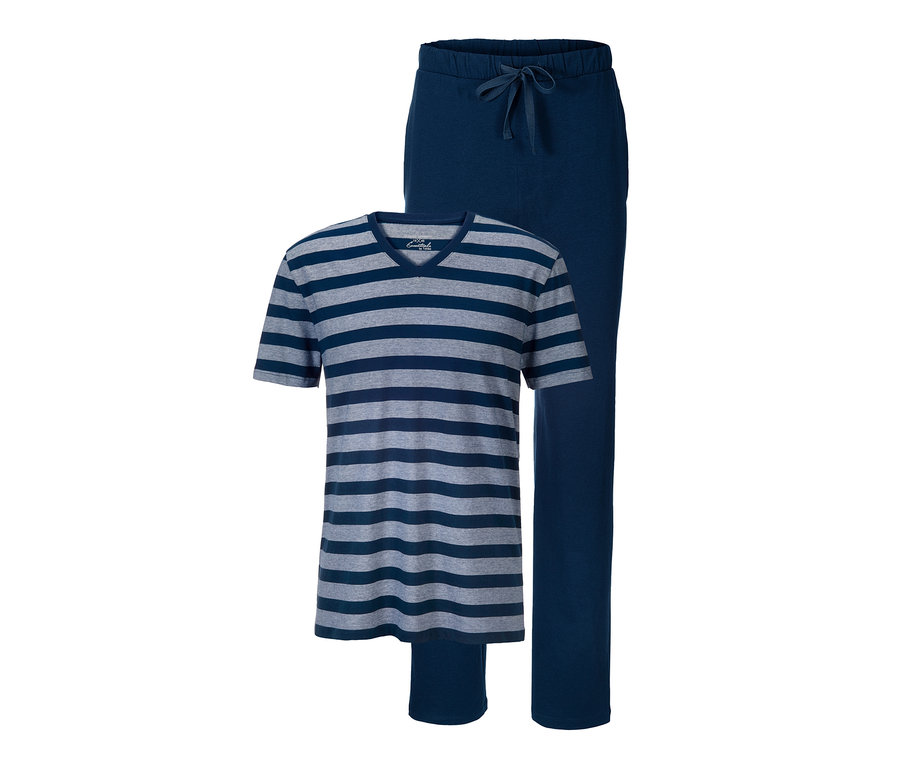 Gestreifter, kurzärmeliger Pyjama und dunkelblaue Pyjamahose.