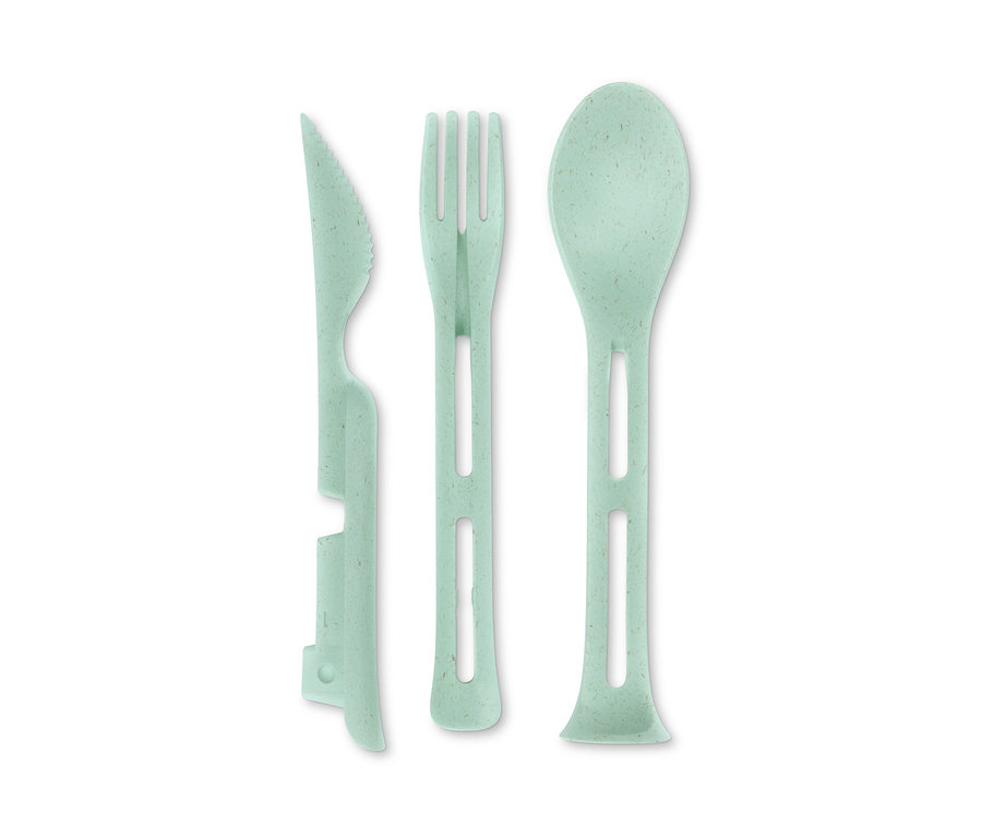 Ein hellgrünes KOZIOL-Besteck-Set, von links Messer, Gabel und Löffel.