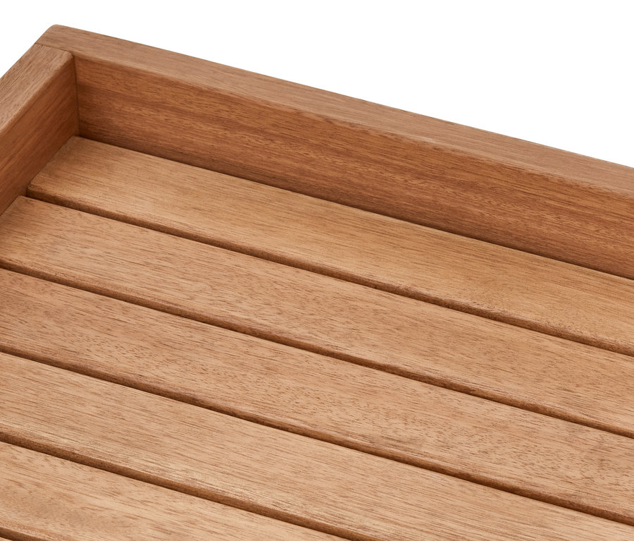 Detailansicht der Oberseite eines Garten-Beistellwagens.