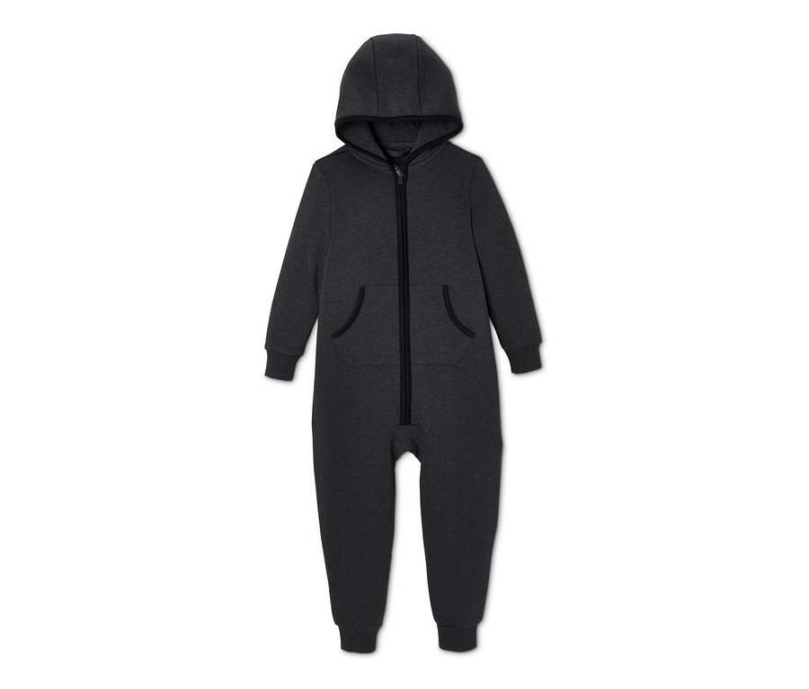 Grauer Sweat-Loungeoverall mit Kapuze und Reißverschluss vorne.