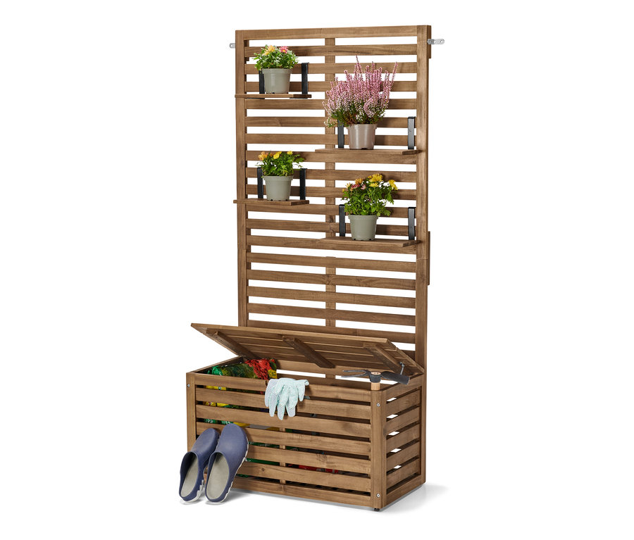 Balkonsichtschutzbank »Lenja« mit Stauraumtruhe, Blumen und Gartenzubehör.