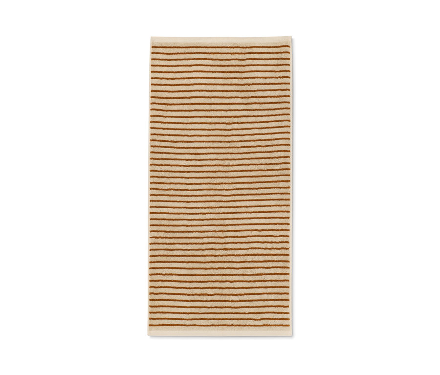 Ein gestreiftes, beige Handtuch mit braunen Streifen.