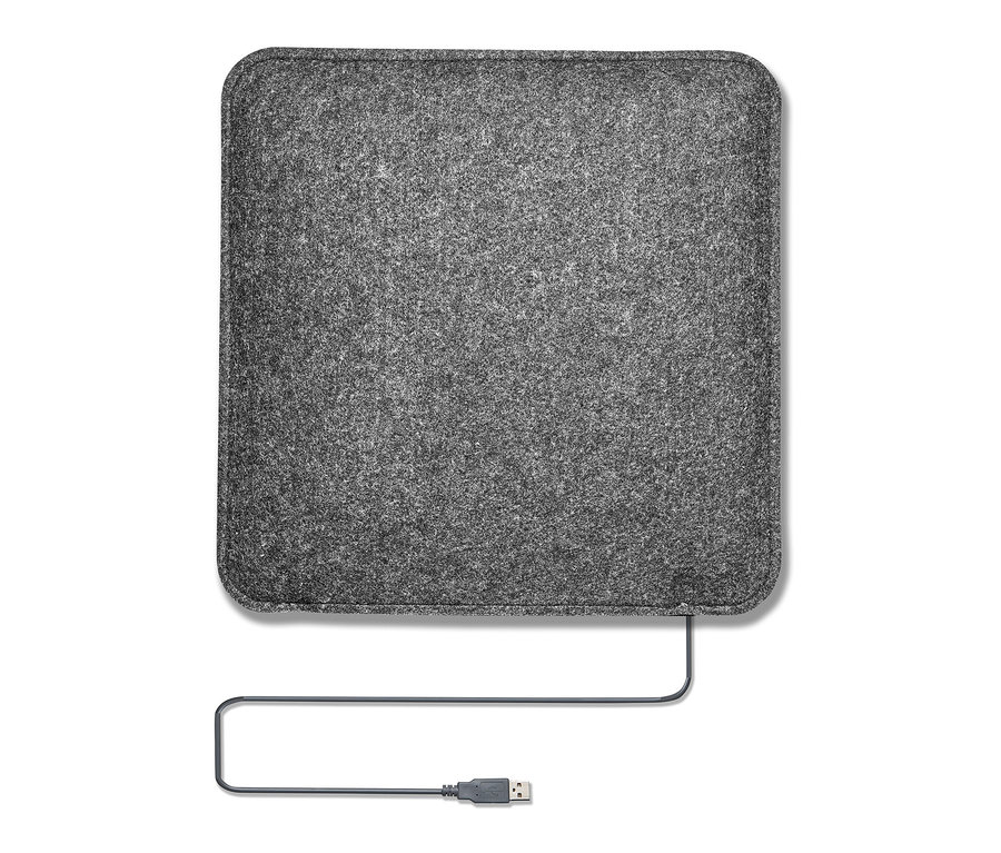 Ein graues, beheizbares Sitzkissen mit USB.