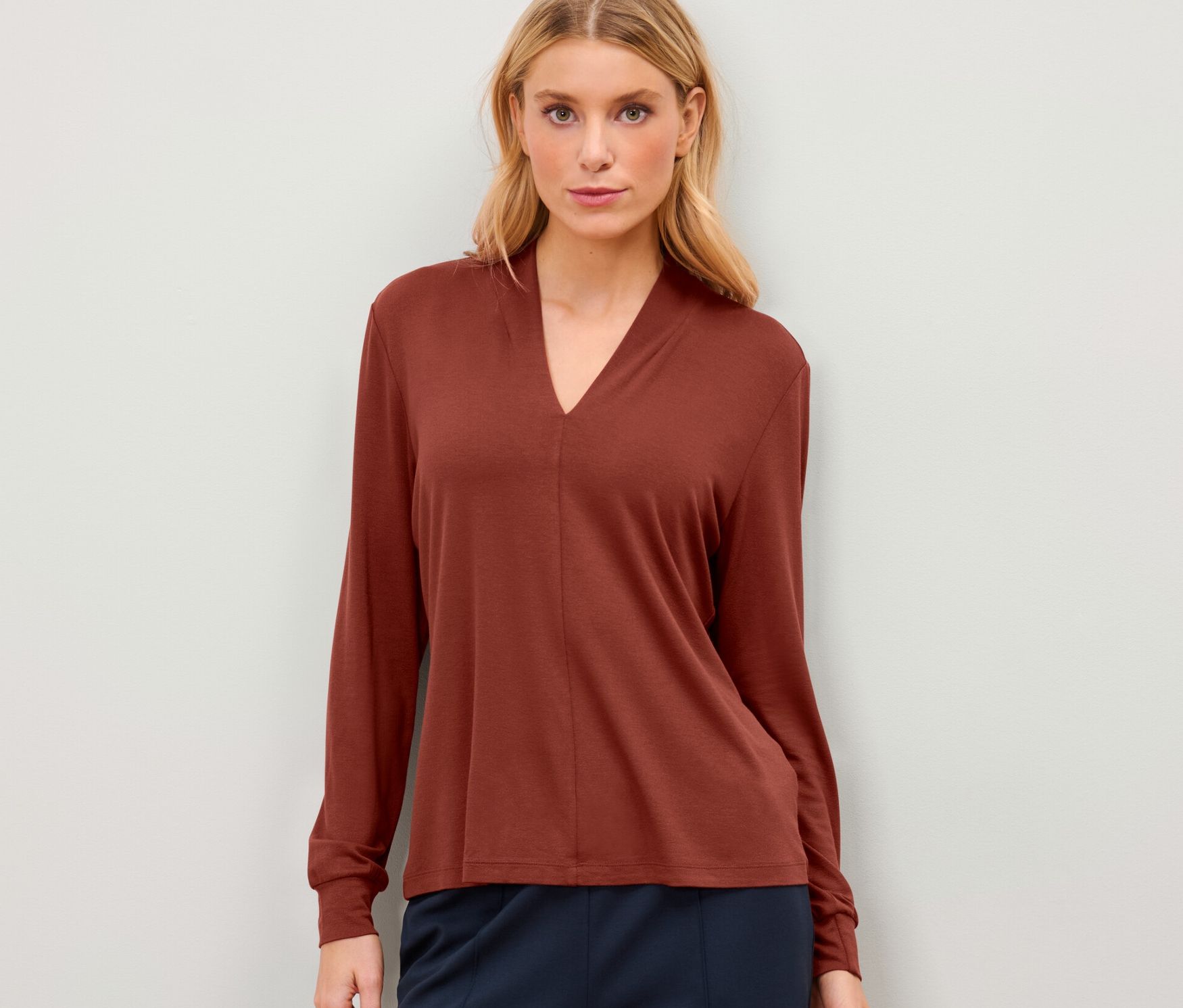 Thumbnail - Tchibo - Blusenshirt mit V-Ausschnitt - Damen - Gr. M - braun