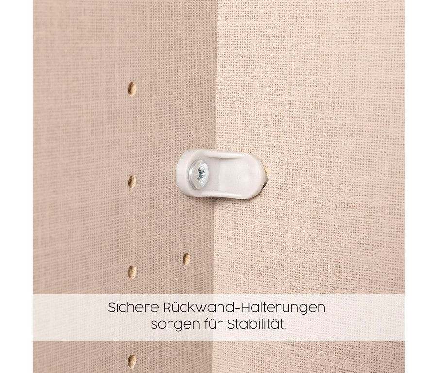 Detailansicht einer sicheren Rückwand-Halterung an einem rauch Drehtürenschrank »Butte« mit 3 Türen.