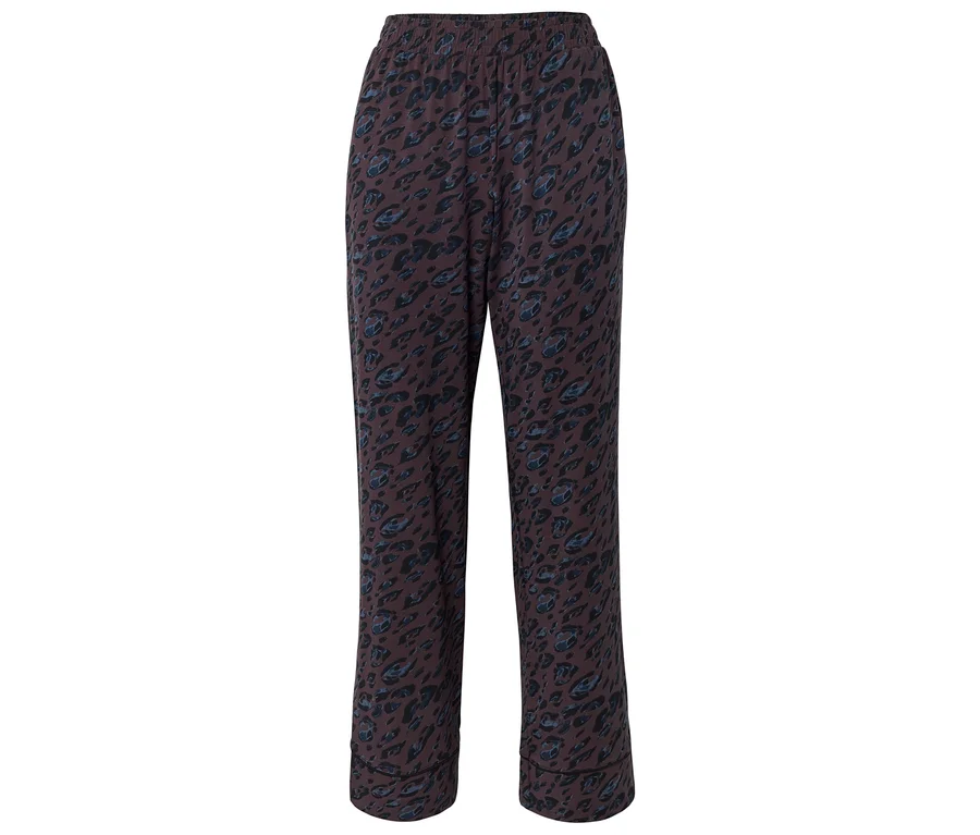 Dunkelbraune, locker sitzende Hose mit blauem und schwarzem Leopardenmuster und elastischem Bund.