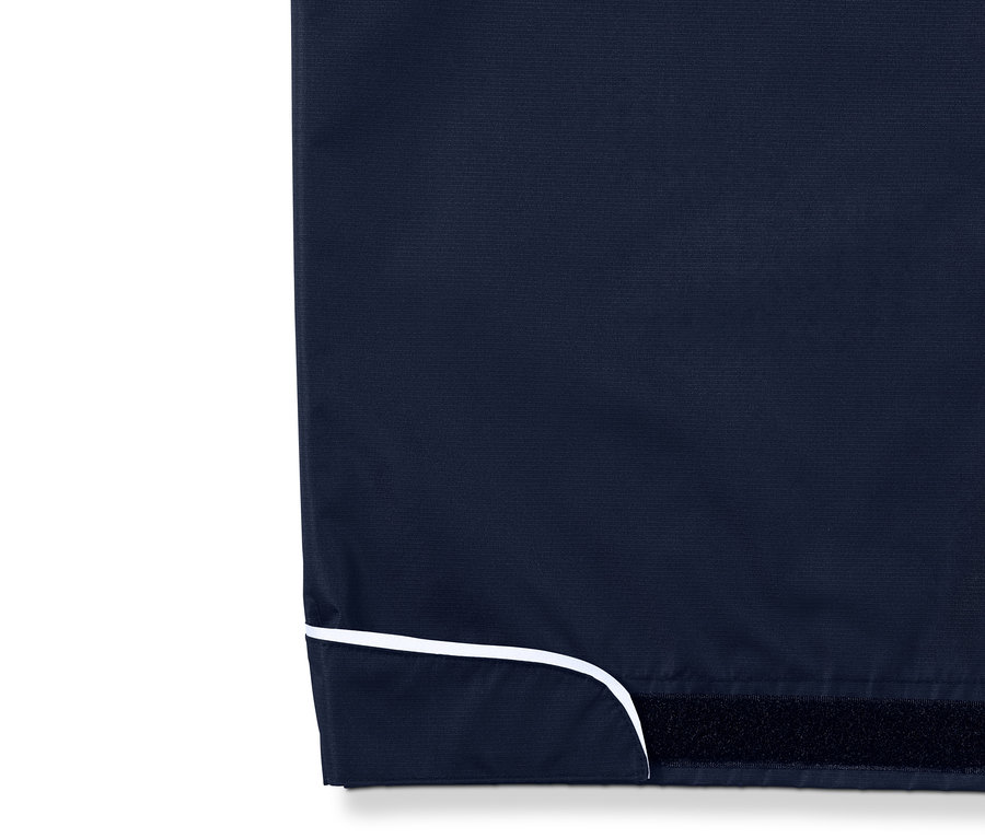 Detailansicht einer Unisex-Regenhose.