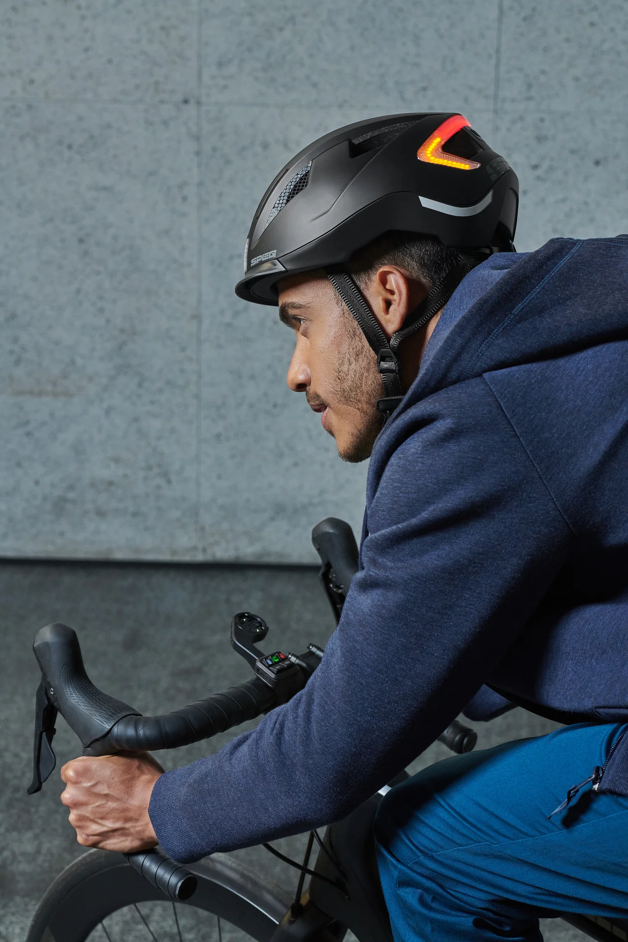 Welcher Fahrradhelm passt fr welche Kopfform?