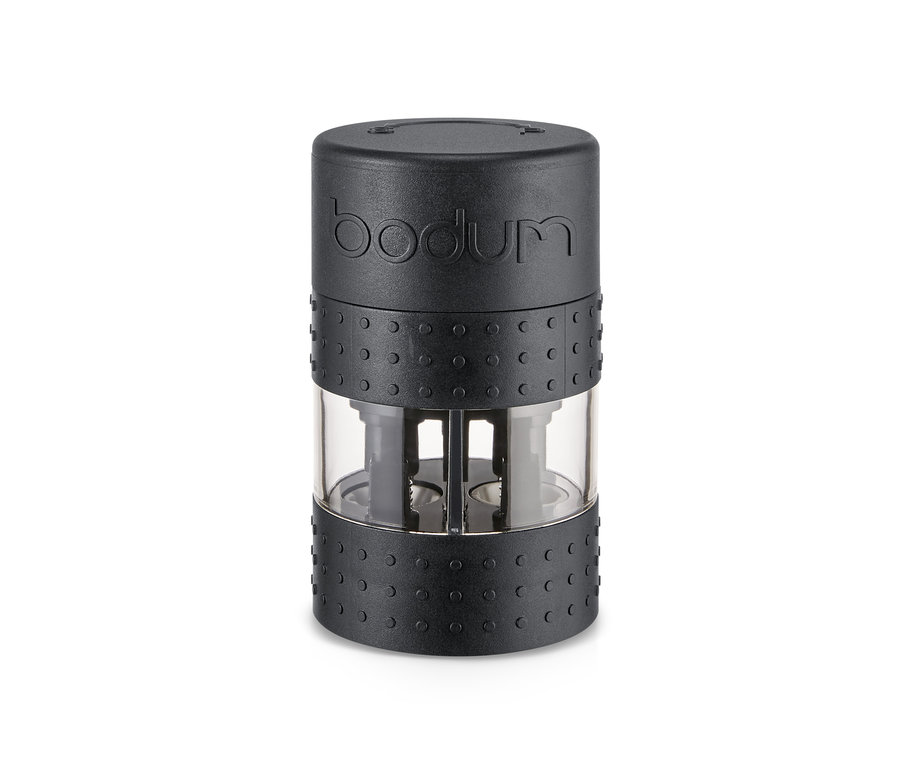 Eine schwarze Bodum-Salz- und -Pfeffermühle »Bistro« auf weißem Hintergrund.