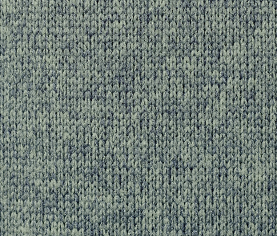 Detailaufnahme eines Strickfleece-Mantels.