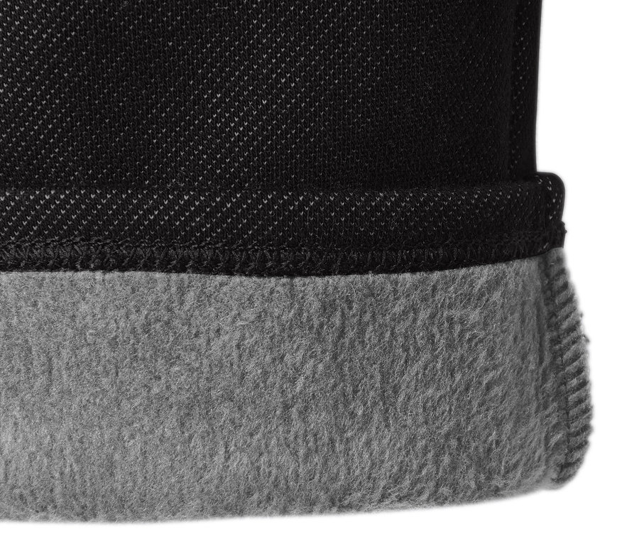 Detailaufnahme von gefütterten Leggings im Jeans-Look mit grauem Innenfutter.