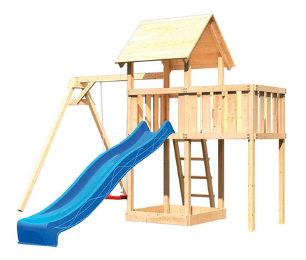 Ein Akubi-Spielturm »Lotti« mit Schaukel, Rutsche und Anbauplattform.