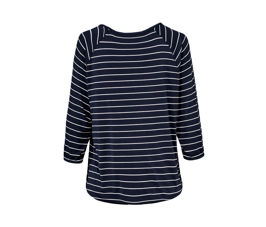 Gestreiftes Shirt mit Fledermausärmeln.