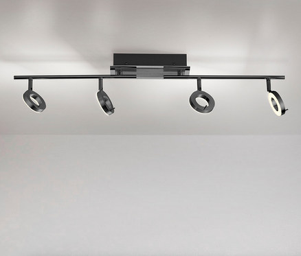 Badezimmer mit Doppelwaschbecken, Spiegel und Paul Neuhaus LED-Deckenleuchte »Sileda«, groß.