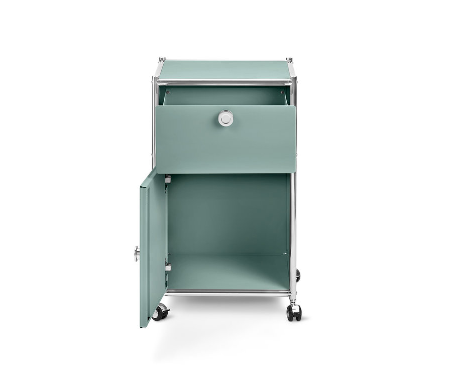 Salbeigrüne Rollcontainer »CN3« mit Schublade und Tür, auf Rollen.