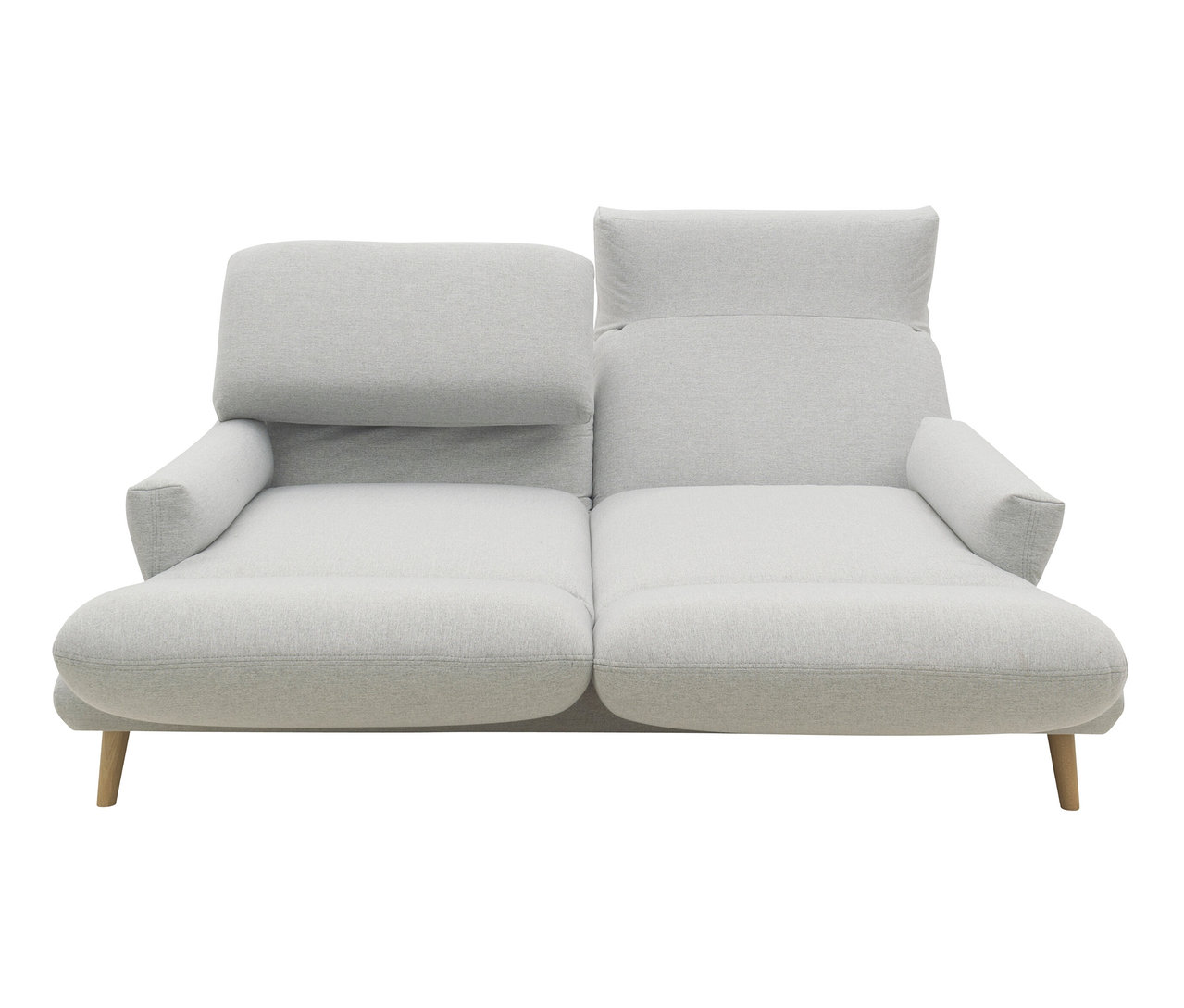 Silberfarbenes DOMO 2-Sitzer-Sofa »FuAR« mit Drehfunktion.
