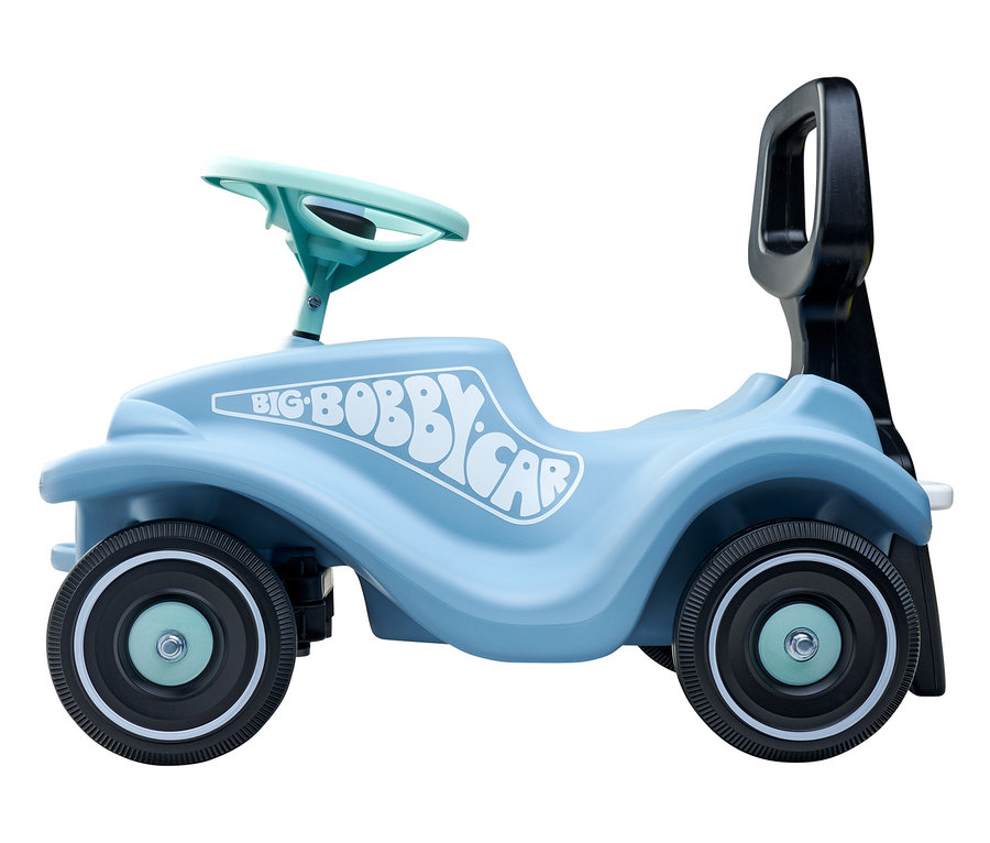 Blaues BIG Bobby Car Classic Bundle mit Walker von der Seite.