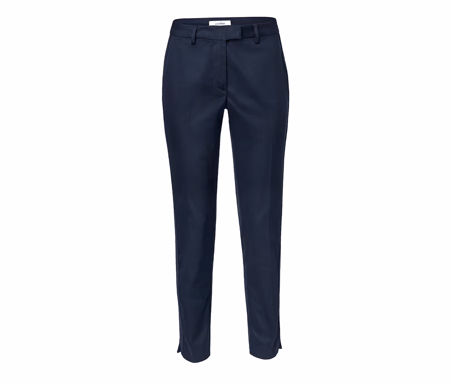 Knöchellange, dunkelblaue Hose mit Galonstreifen.