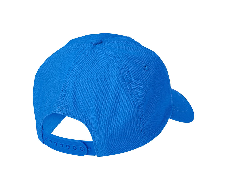 Detailansicht einer blauen Kappe.