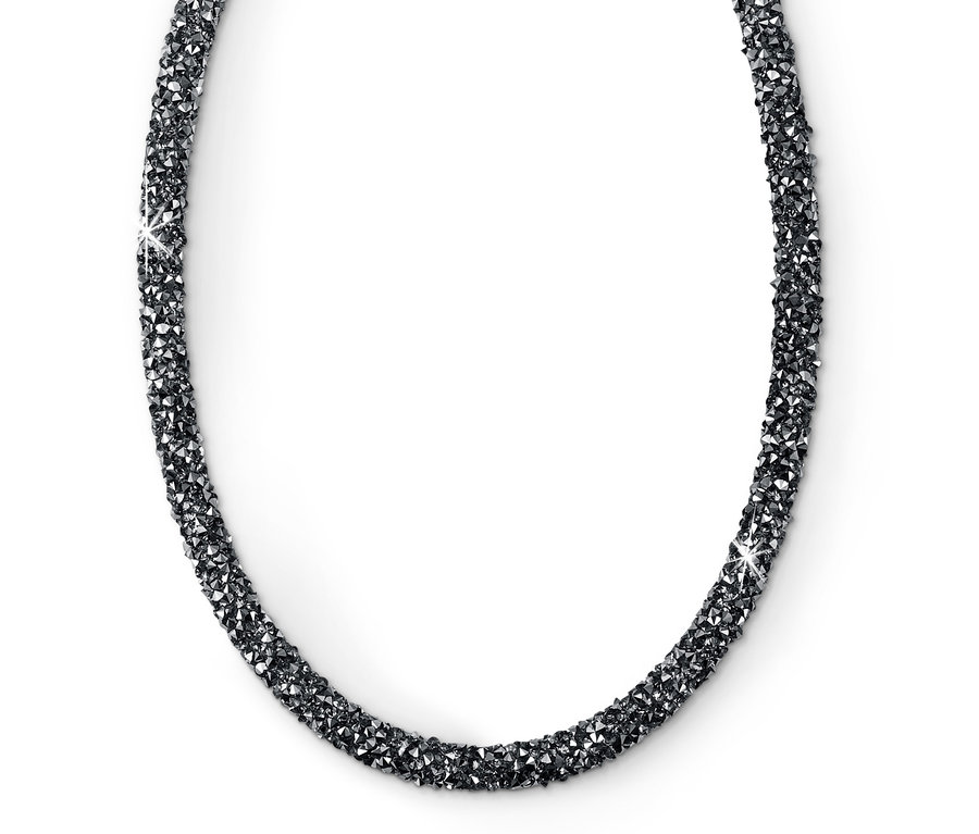 Nahaufnahme einer Kette mit Glitzer.