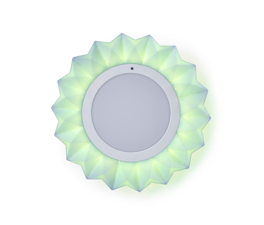 LED-Wand-und-Decken-Leuchte auf weißem Hintergrund.