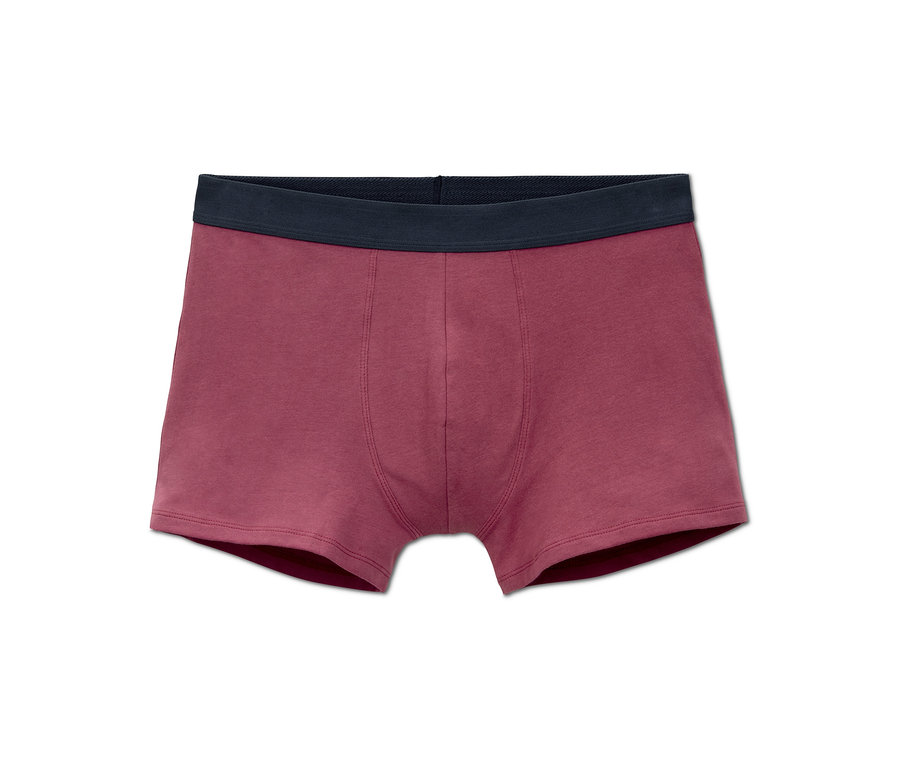 Rote 5 Slipboxer mit marineblauem Bund auf weißem Hintergrund.