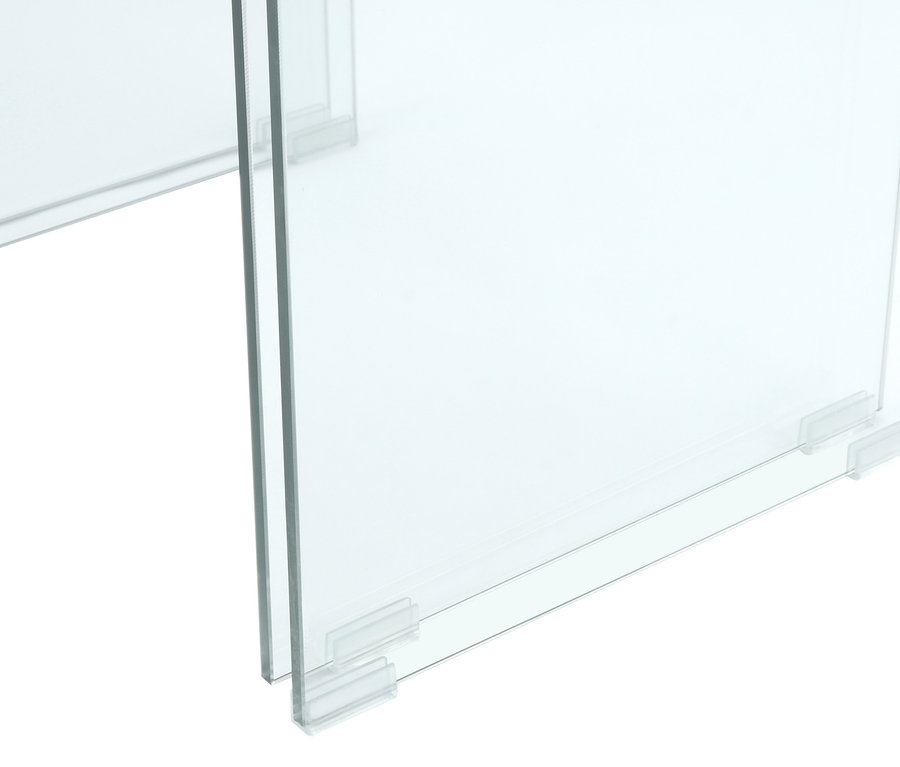 Detail einer Ecke eines Glastisches vom Kayoom Beistelltisch-2er-Set »Elementary 125«, schwarz.