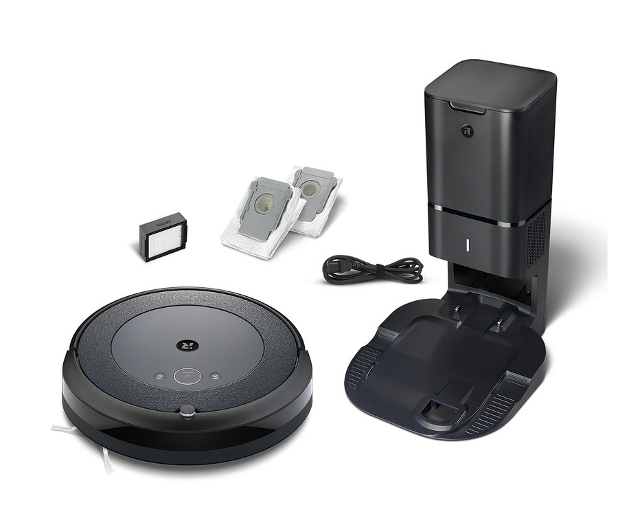 Schwarzer iRobot Roomba i5+ Saugroboter mit Ladestation, Filter und zwei Beuteln für die Station.