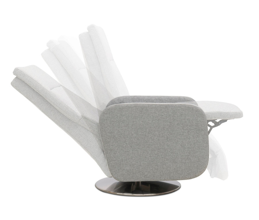 Der Relax-Sessel »Beja« in verschiedenen Positionen auf weißem Hintergrund.