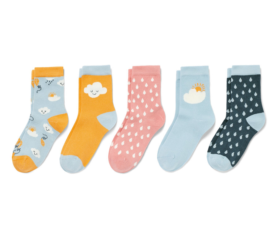 Fünf Paar Kinder-Socken in verschiedenen Farben mit Wetter-Motiven.